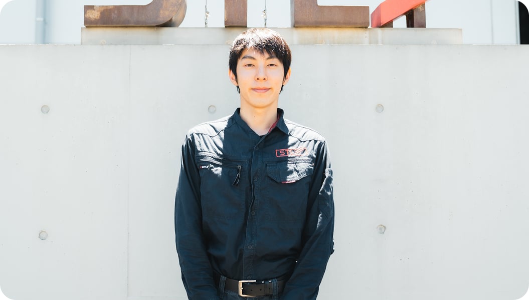 苅野で働く社員 04